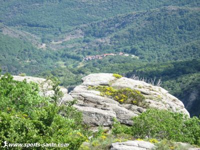 Photo de la Vallée du Jaur au Saut de Vésoles